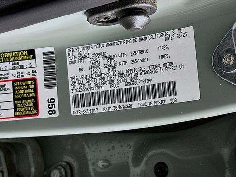 Used 2023 Toyota Tacoma TRD Off-Road image 30