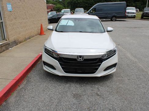 Used 2018 Honda Accord LX image 2