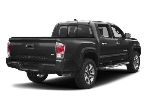 Used 2017 Toyota Tacoma Limited RWD image 2