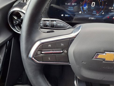 Used 2025 Chevrolet Equinox LT w/ Convenience Package II image 16