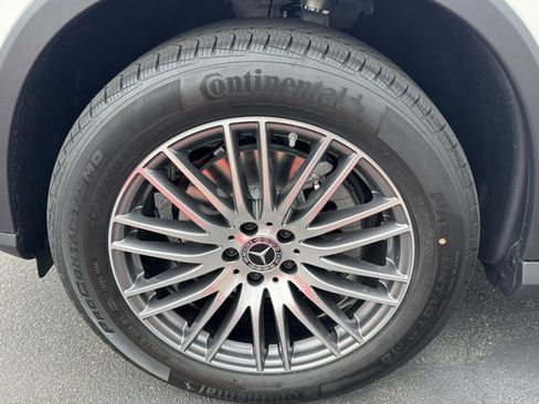 New 2026 Mercedes-Benz GLC 300 image 9