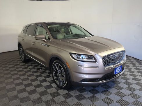 Used 2021 Lincoln Nautilus Reserve w/ Class II Trailer Tow Package AWD/4WD image 2