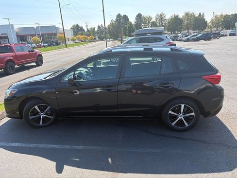 Used 2020 Subaru Impreza 2.0i Premium w/ Popular Package #2 AWD/4WD image 6