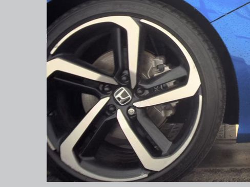 Used 2022 Honda Accord Sport image 11