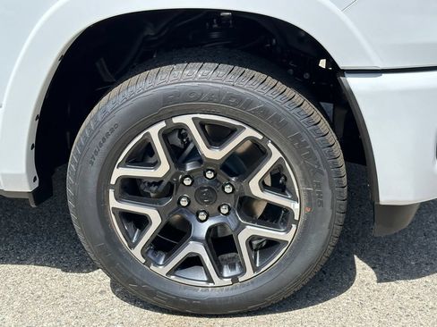New 2026 RAM 1500 Laramie AWD/4WD image 11