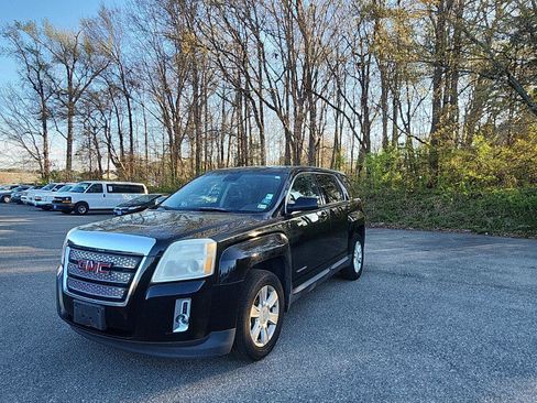 Used 2013 GMC Terrain SLE image 1