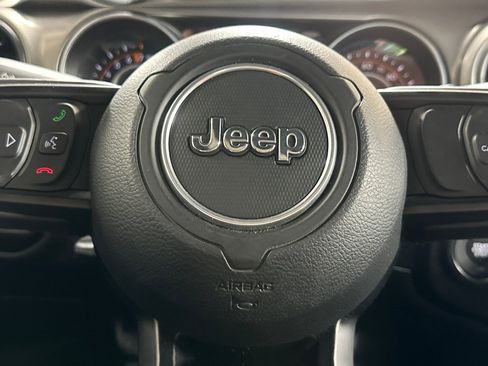 Used 2020 Jeep Wrangler Unlimited Sport S AWD/4WD image 25
