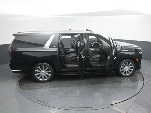 Used 2024 Cadillac Escalade ESV Premium Luxury Platinum AWD/4WD image 51