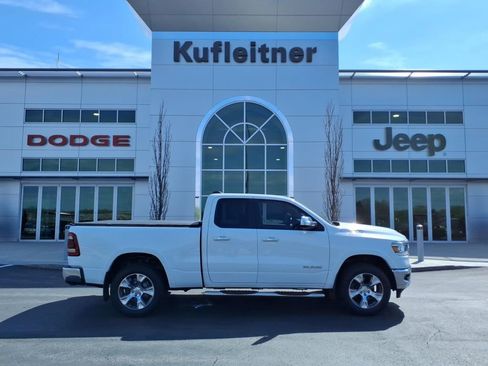 Used 2020 RAM 1500 Laramie AWD/4WD image 1