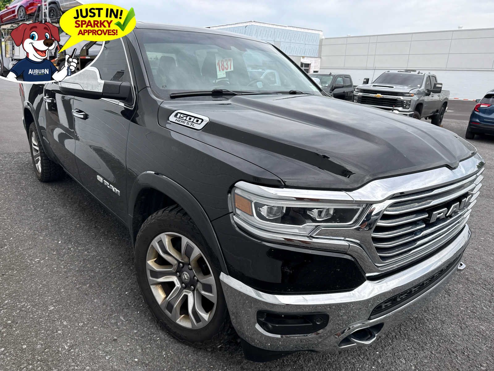 Used 2019 RAM 1500 Limited AWD/4WD image 2