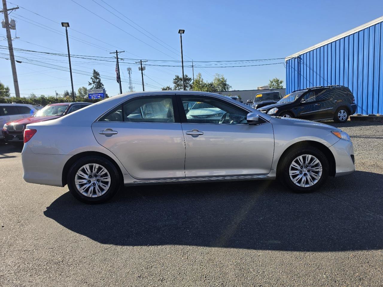 Used 2012 Toyota Camry LE FWD image 5