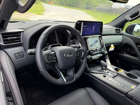 New 2026 Lexus LX 700h Luxury AWD/4WD image 3