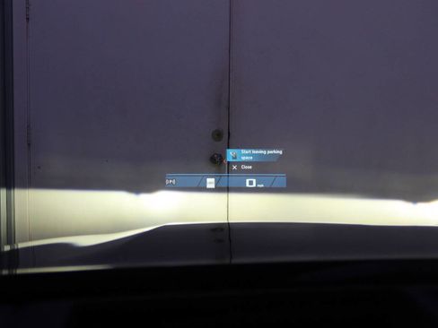 Used 2025 BMW M5 w/ Carbon Package image 25