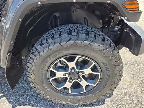 Certified 2022 Jeep Wrangler Rubicon AWD/4WD image 20