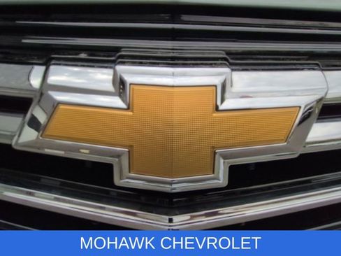 Used 2024 Chevrolet Equinox Premier AWD/4WD image 32