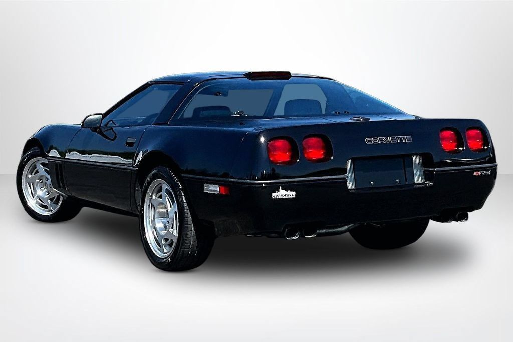 Used 1990 Chevrolet Corvette ZR-1 RWD image 5