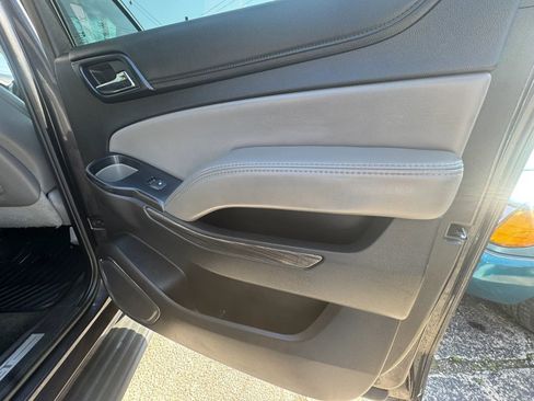 Used 2015 Chevrolet Suburban LT AWD/4WD image 21