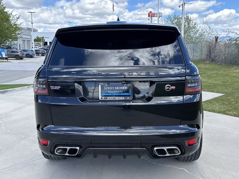 Used 2021 Land Rover Range Rover Sport SVR image 4