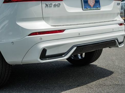 New 2026 Volvo XC60 B5 Ultra w/ Protection Package Premier AWD/4WD image 9