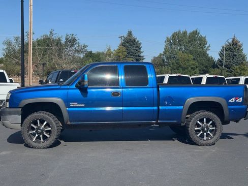 Used 2003 Chevrolet Silverado 2500 4x4 Extended Cab image 4