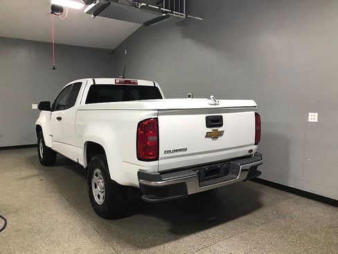 Used 2015 Chevrolet Colorado W/T w/ WT Convenience Package image 5