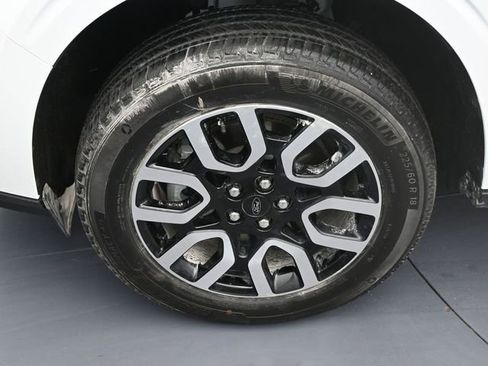 Used 2024 Ford Maverick Lariat image 24