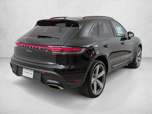 New 2026 Porsche Macan image 9