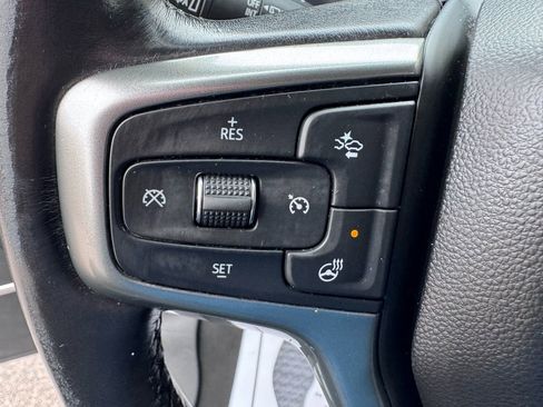 Used 2021 Chevrolet Suburban LT w/ Luxury Package image 20