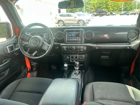 Used 2023 Jeep Wrangler Unlimited Sport AWD/4WD image 2