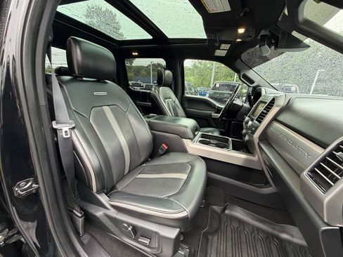 Used 2019 Ford F250 Platinum w/ Platinum Ultimate Package AWD/4WD image 50