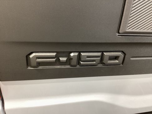 Used 2025 Ford F150 Raptor AWD/4WD image 34