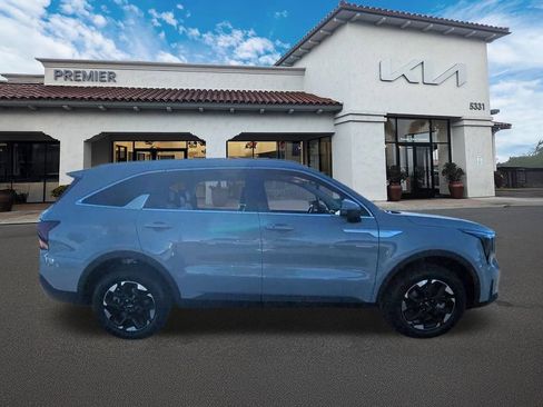 New 2026 Kia Sorento S AWD/4WD image 8