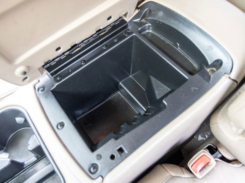 Used 2004 Chevrolet Silverado 3500 LT w/ Heavy-Duty Power Package image 29