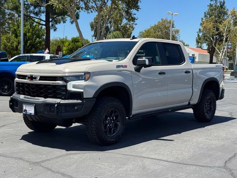 New 2026 Chevrolet Silverado 1500 ZR2 w/ ZR2 Bison Edition AWD/4WD image 3