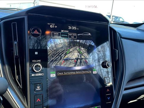 Used 2024 Subaru Crosstrek 2.5i Limited AWD/4WD image 28