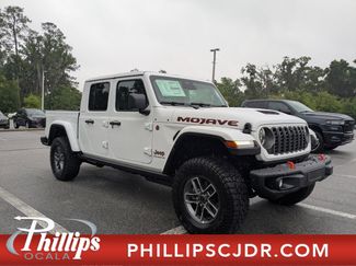 New 2026 Jeep Gladiator Mojave video 1