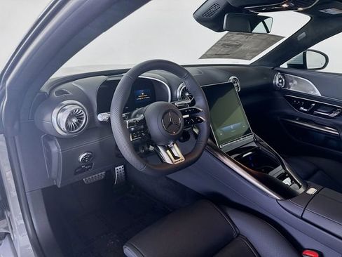 New 2026 Mercedes-Benz SL 63 AMG 4MATIC image 9