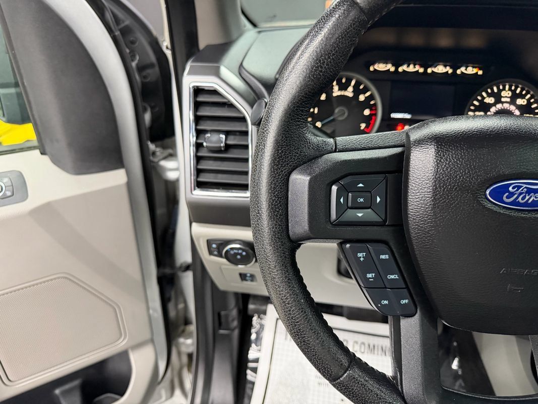 Used 2016 Ford F150 XLT w/ Equipment Group 302A Luxury AWD/4WD image 23