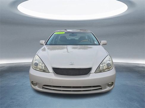 Used 2005 Lexus ES 330 image 9