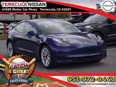 Used 2022 Tesla Model 3 RWD image 1