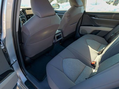 Used 2022 Toyota Camry LE w/ Carpet Mat Package (TMS) FWD image 25