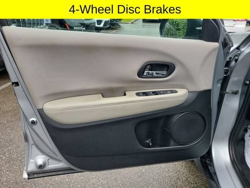 Used 2018 Honda HR-V LX image 20