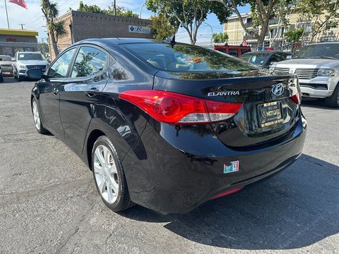 Used 2012 Hyundai Elantra Limited w/ Technology Pkg 5 FWD image 7
