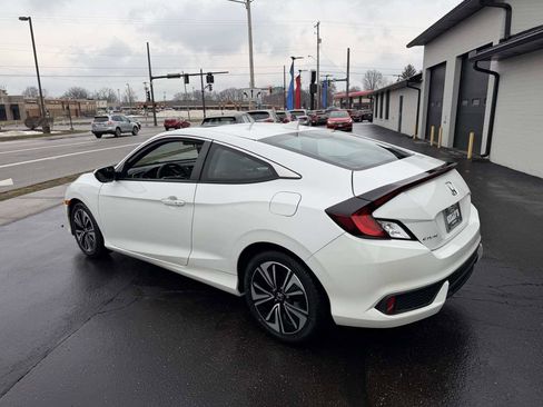 Used 2017 Honda Civic EX-T image 3