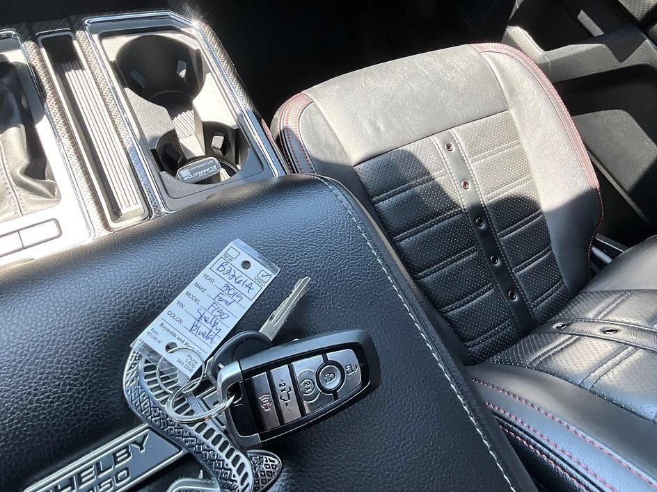 Used 2019 Ford F150 Lariat w/ Equipment Group 502A Luxury AWD/4WD image 41