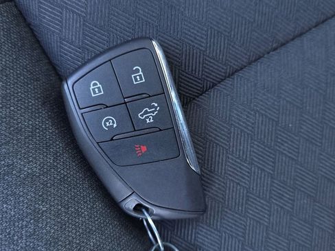 Used 2025 Chevrolet Silverado 1500 LT Trail Boss w/ Convenience Package II image 38