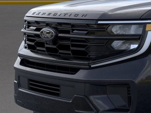 New 2026 Ford Expedition Platinum w/ Stealth Performance Package image 17