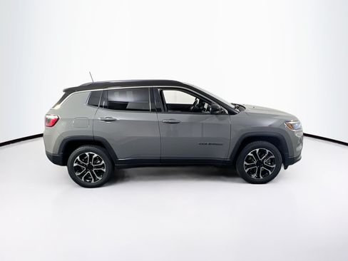 Used 2023 Jeep Compass Limited AWD/4WD image 4