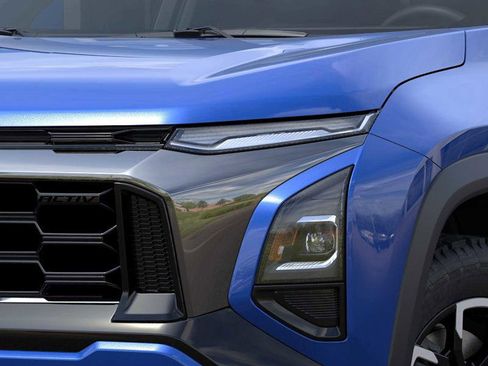 New 2025 Chevrolet Equinox ACTIV w/ Convenience Package III image 10