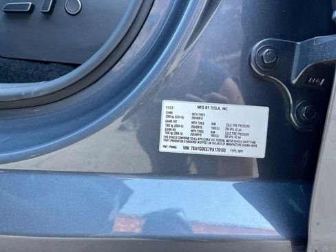 Used 2023 Tesla Model Y Long Range AWD/4WD image 41